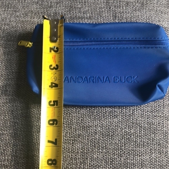 Mandarina Duck Faux Leather Small Makeup Travel Pouch Zippier Royal Blue - Picture 10 of 10